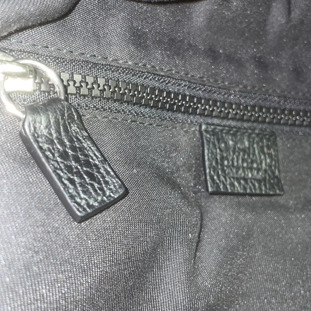 Black nylon Gucci back pack - Picture 8 of 11